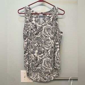 Floral Old Navy Sleeveless Top Size Small Tank Top